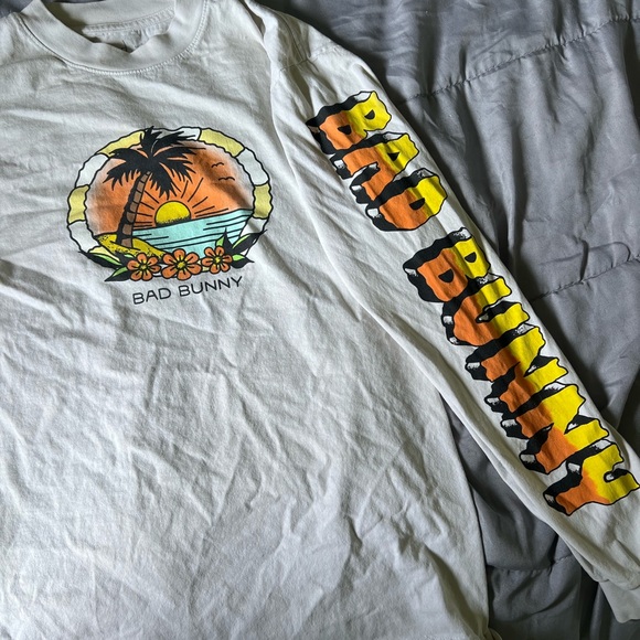 Bad Bunny Un Verano Sin Ti Long Sleeve - Picture 4 of 6